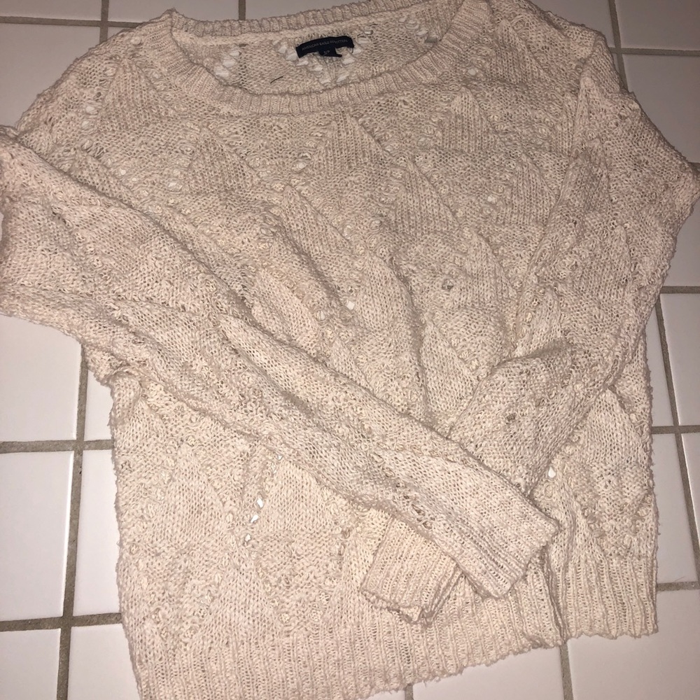 White thin sweater ~ Perfect for fall